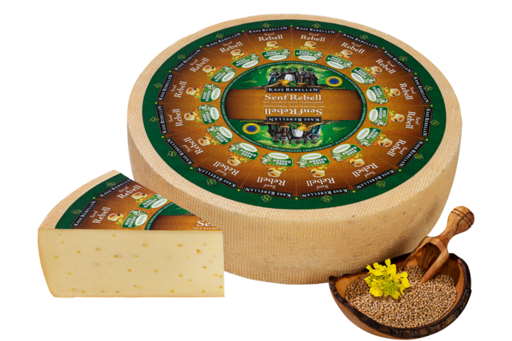 Käse mit Senfkörnern