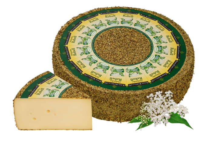 Käse mit Holunderblüten