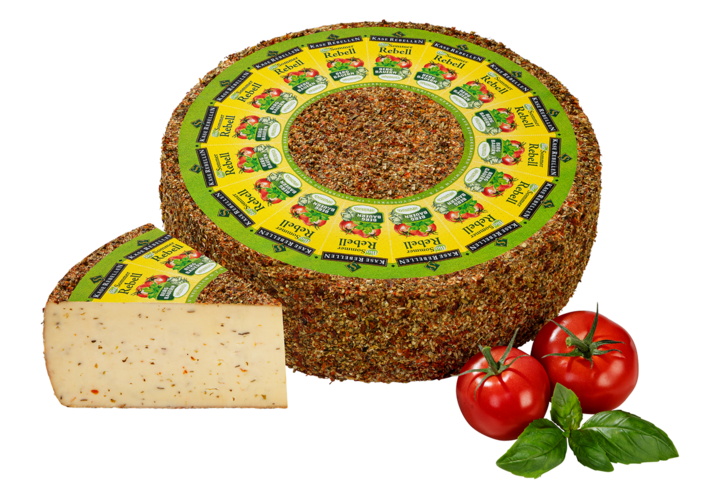 Bio Schnittkäse mit Tomate und Basilikum verfeinert und affiniert 