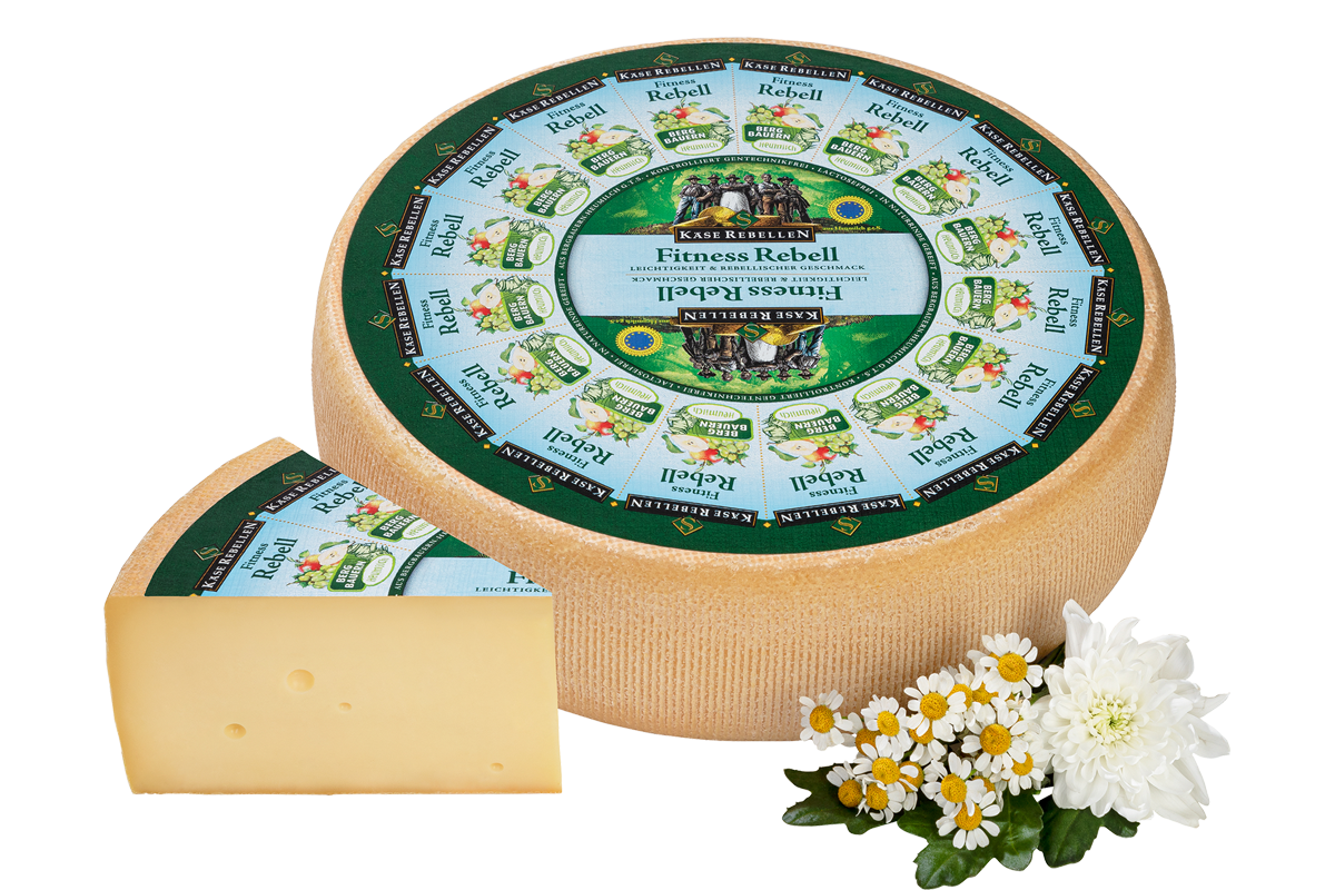 Fettarmer Käse mit Blumen verziert