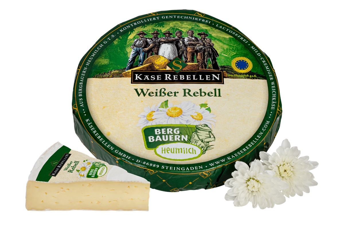 cremiger Weichkäse verziert mit Blumen